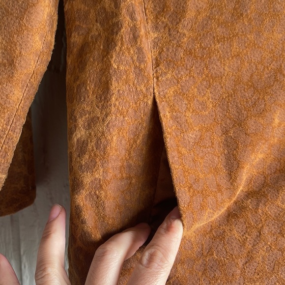 Suede(Leather ) women jacket - Picture 2 of 9